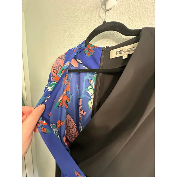 Diane Von Furstenberg Karissa Silk Blend Chiffon Floral Print Wrap Jumpsuit 6 - Picture 11 of 14